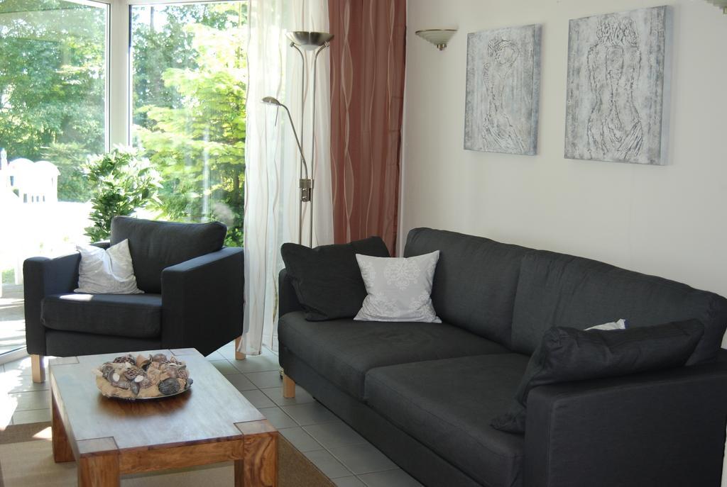 Beachhouse Tossens Room photo
